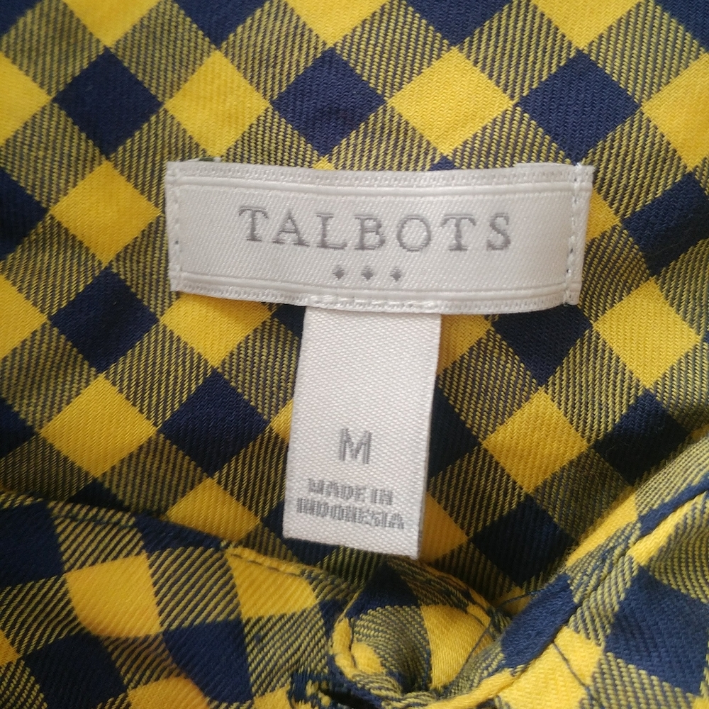 Talbots Button Down - Picture 2 of 7